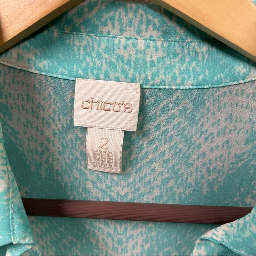 Chico’s button down blouse in size 2 or large in blue, green and brown ombre - Picture 6 of 8